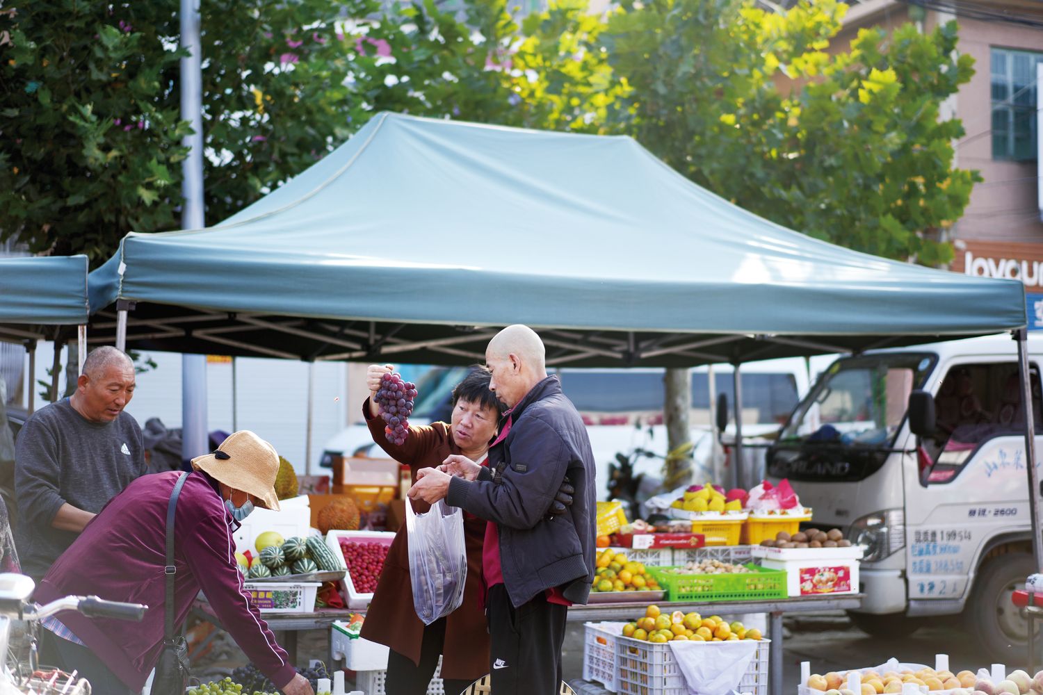 Locals often visit the “big market” in the early mornings to buy the freshest produce