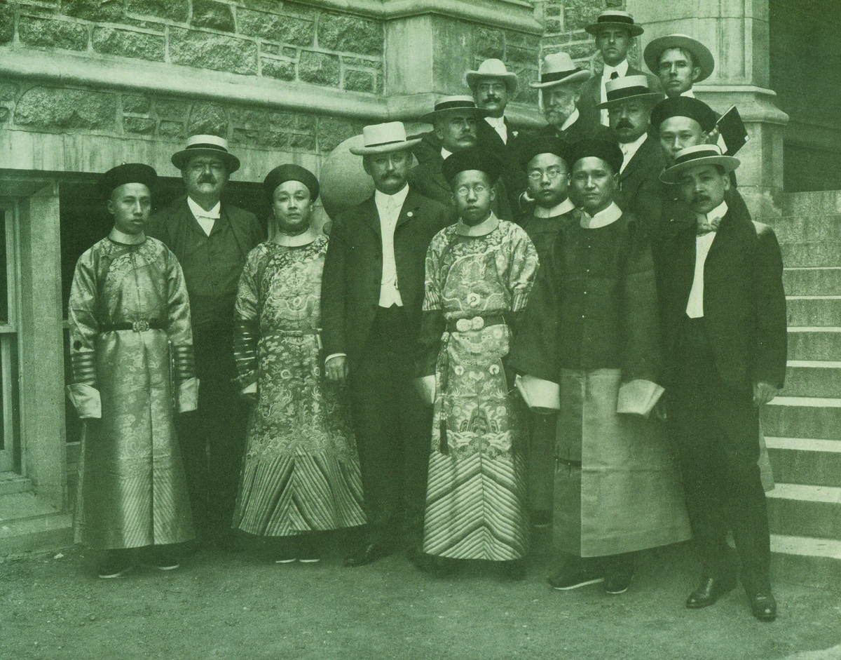 Chinese officials pose with American officials and businessmen; St.Louis, 1904.