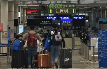 Passengers arriving from Hong Kong to Shenzhen