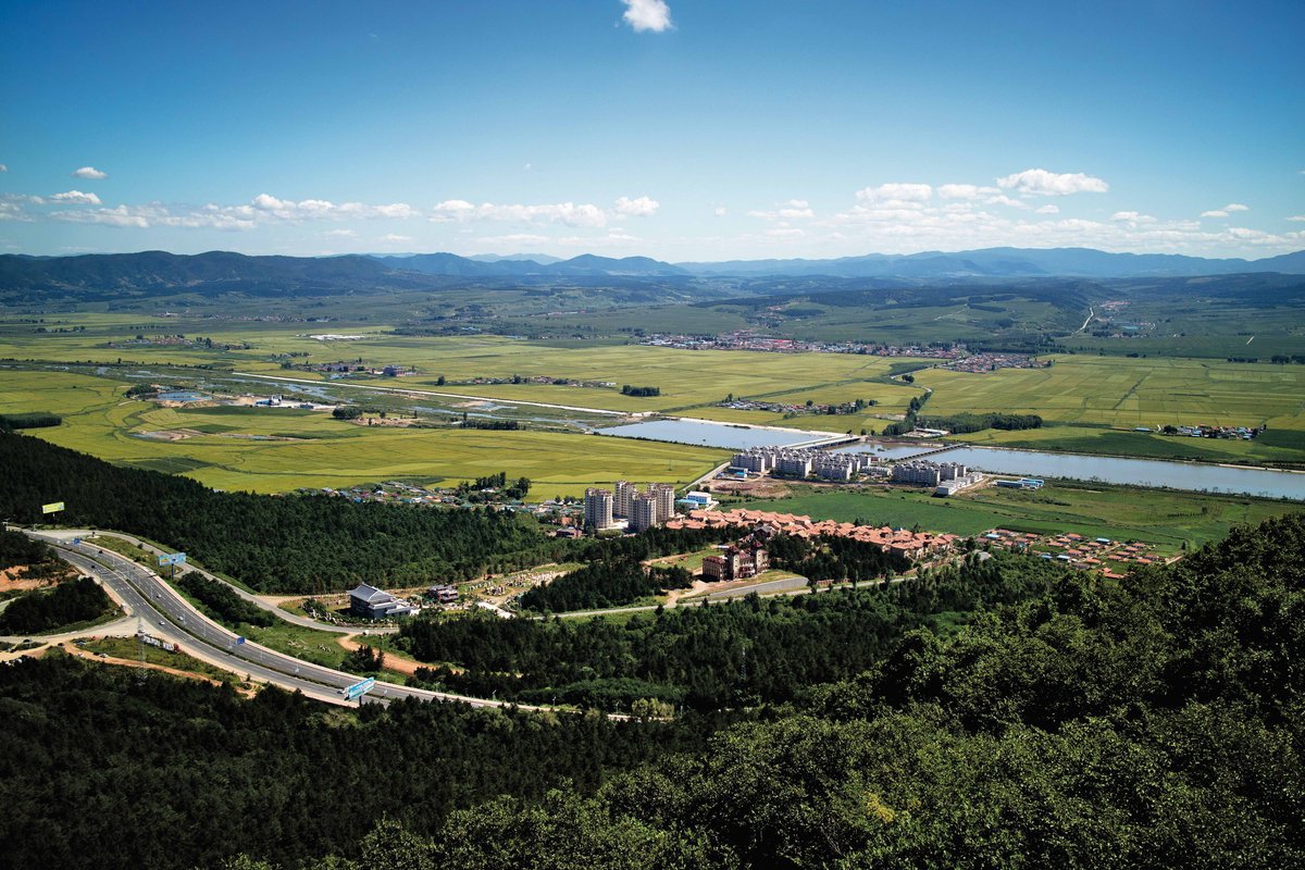 A view of Yanji from Maor Mountain, part of a national forest park (VCG)