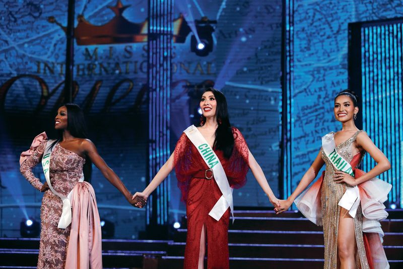Yaya (middle) is crowned at the 2019 Miss International Queen pageant in Pattaya, Thailand