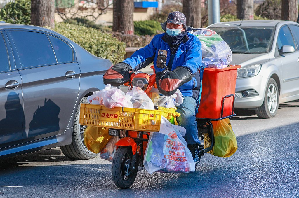 Deliveryman in Beijing