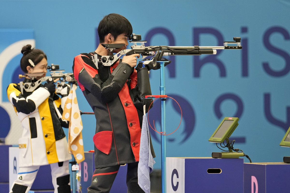 Chinese Olympic Shooter Du Linshu competing at the Summer Olympics