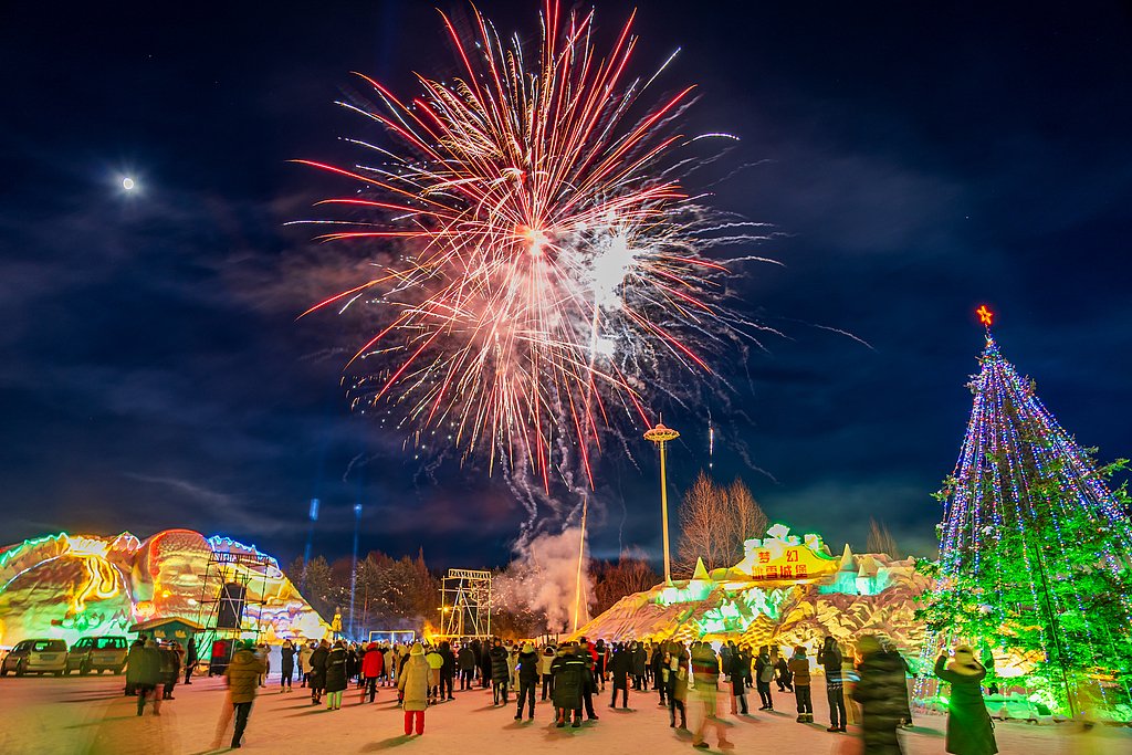 Beiji village, literally “Arctic village,” is located in China’s northeastern Heilongjiang province. Designed by a British team, it aims to offer visitors the most authentic Christmas experience