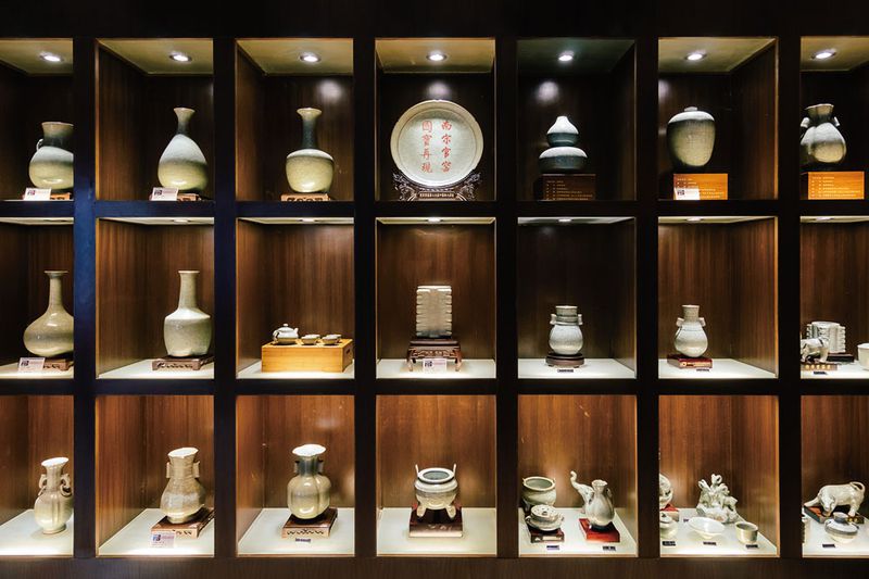 Ye Guozhen and his replicated porcelain artifacts from the Southern Song Dynasty